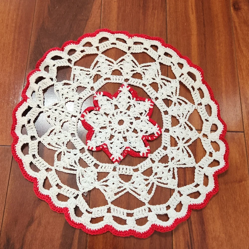 Vintage pair of White and Red Snowflake Flower Doilies